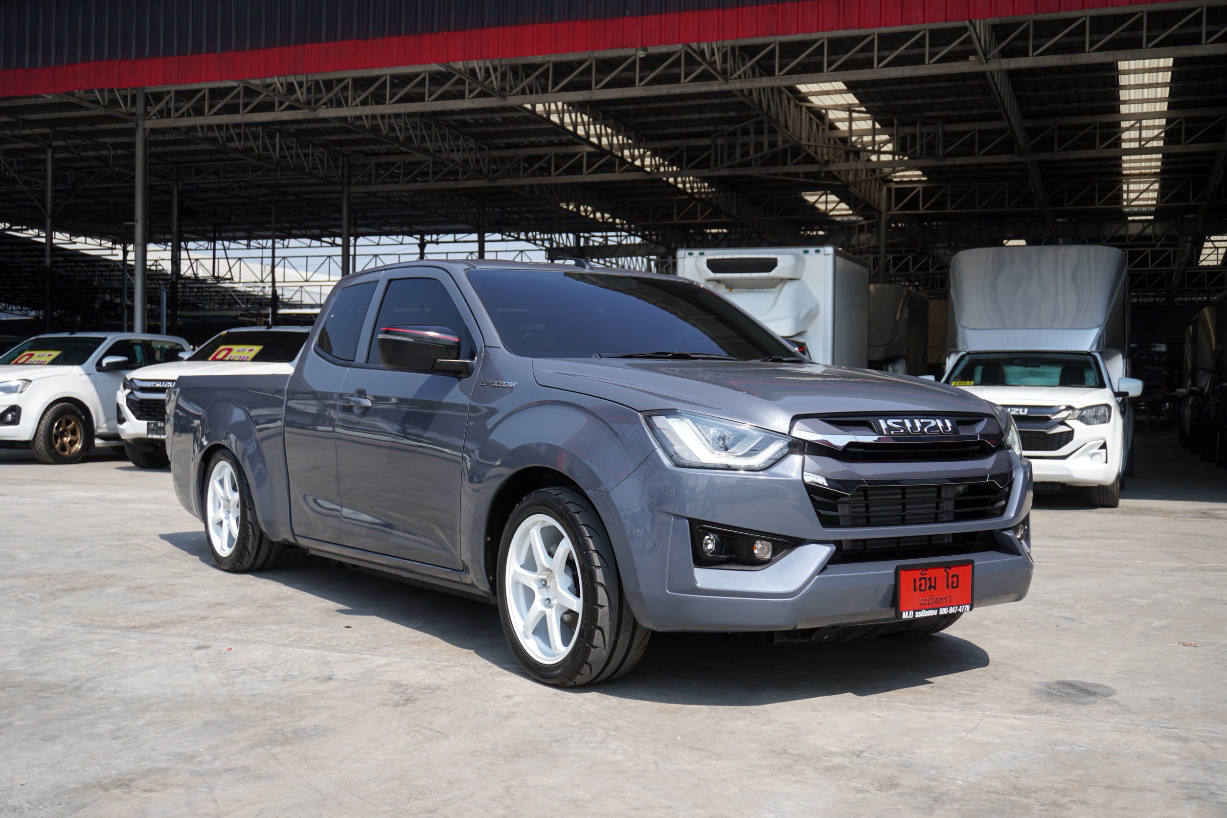 ISUZU