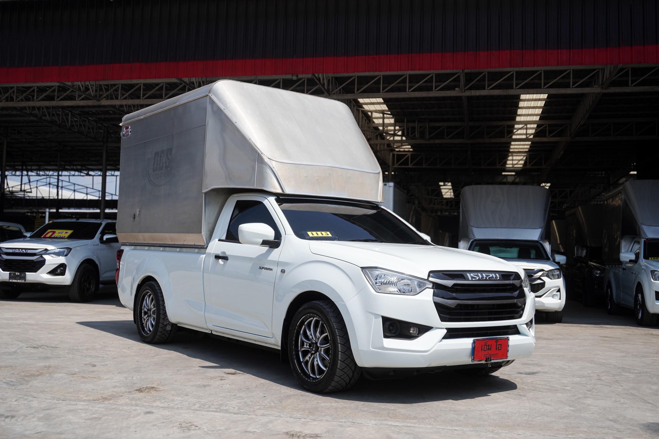 ISUZU