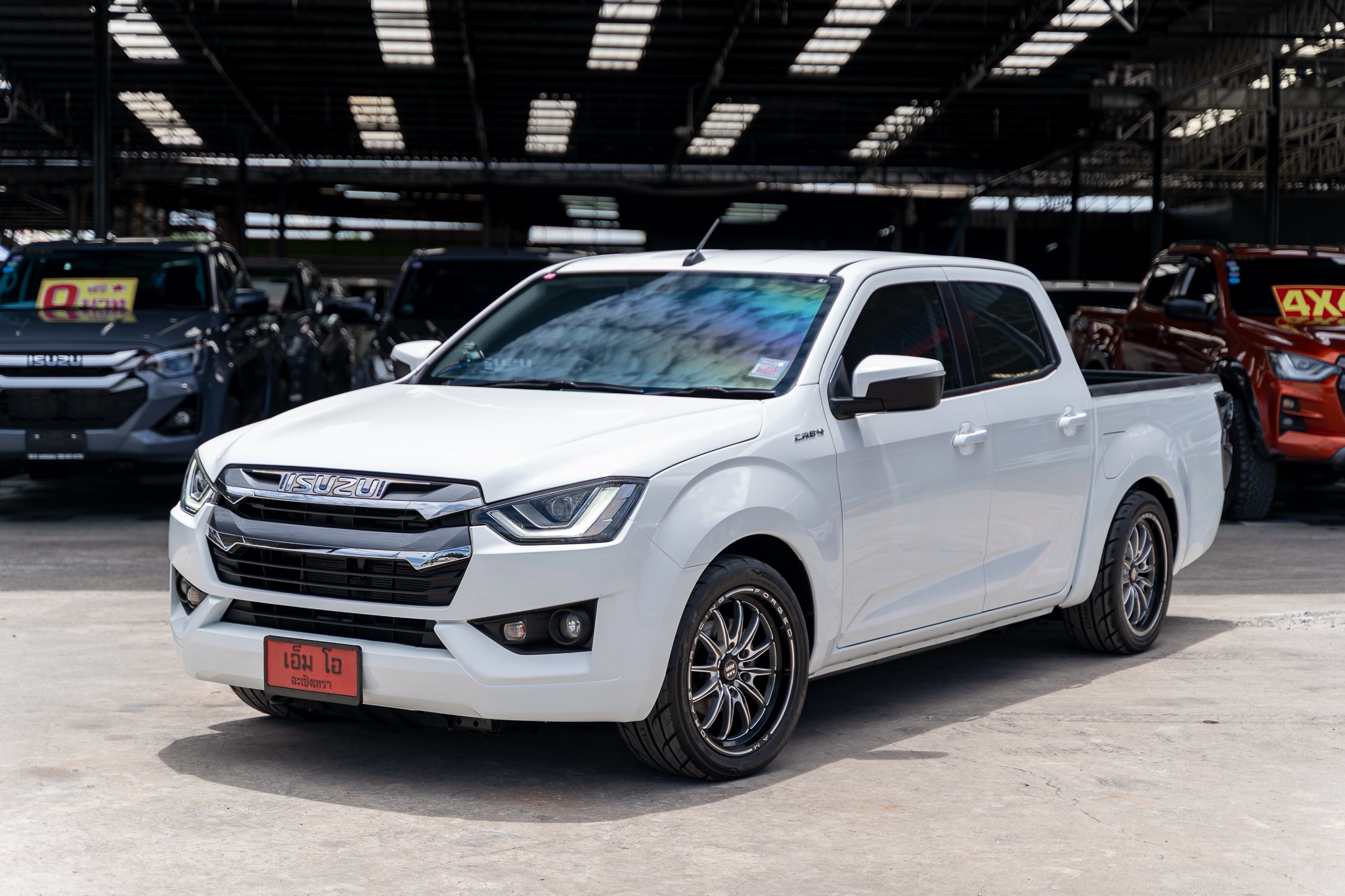 ISUZU D-max cab4 1.9 L DA